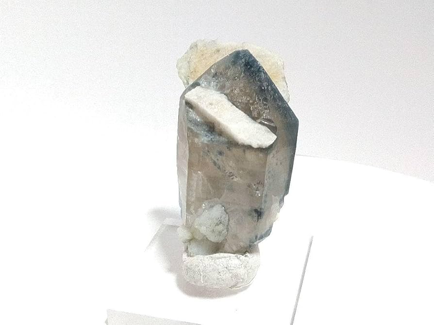 天然ブルークォーツ（青水晶）　希少鉱物標本 天然ブルークォーツ（青水晶） 希少鉱物標本